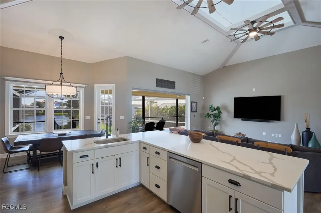 6090 Tidewater Island Circle Fort Myers FL 33908