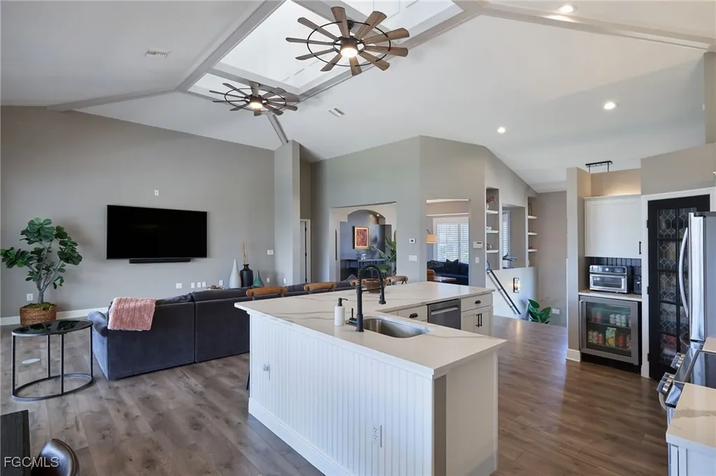 6090 Tidewater Island Circle Fort Myers FL 33908