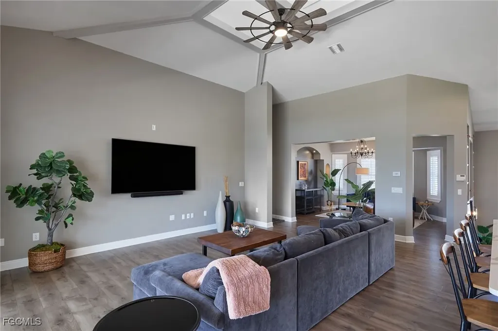 6090 Tidewater Island Circle Fort Myers FL 33908