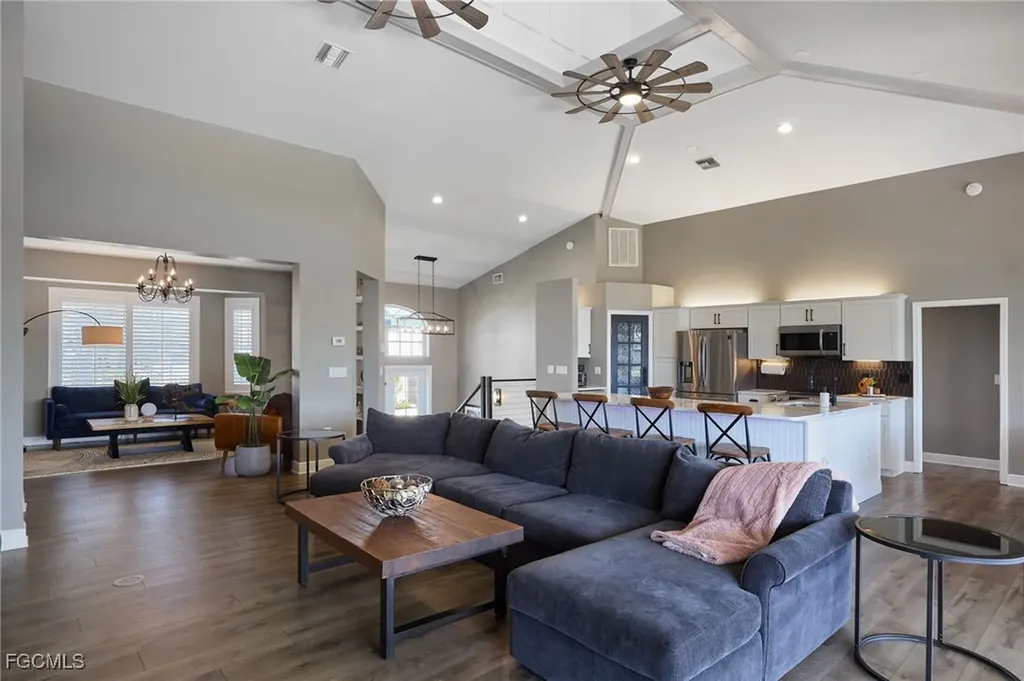 6090 Tidewater Island Circle Fort Myers FL 33908