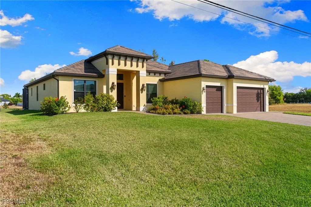 1121 SW 24th Street Cape Coral FL 33991