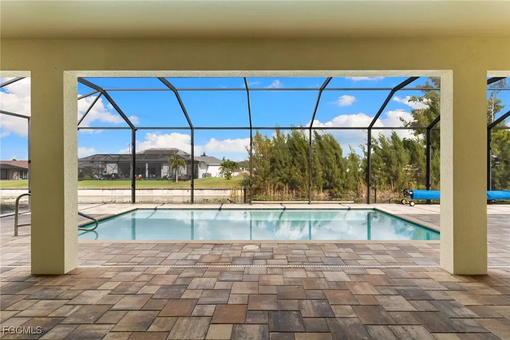 1121 SW 24th Street Cape Coral FL 33991
