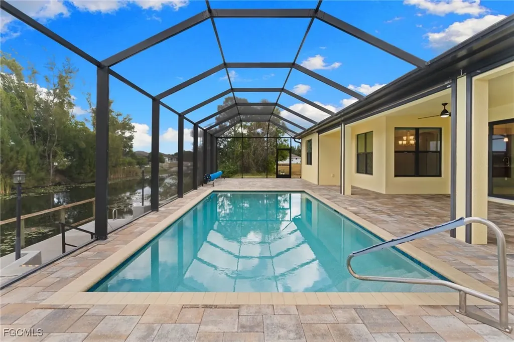 1121 SW 24th Street Cape Coral FL 33991