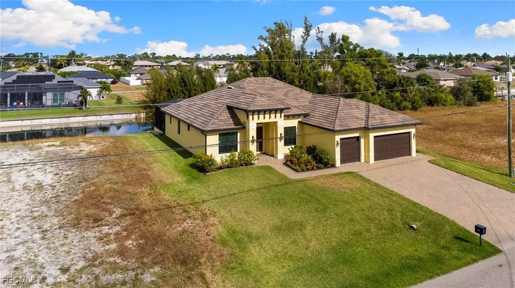 1121 SW 24th Street Cape Coral FL 33991