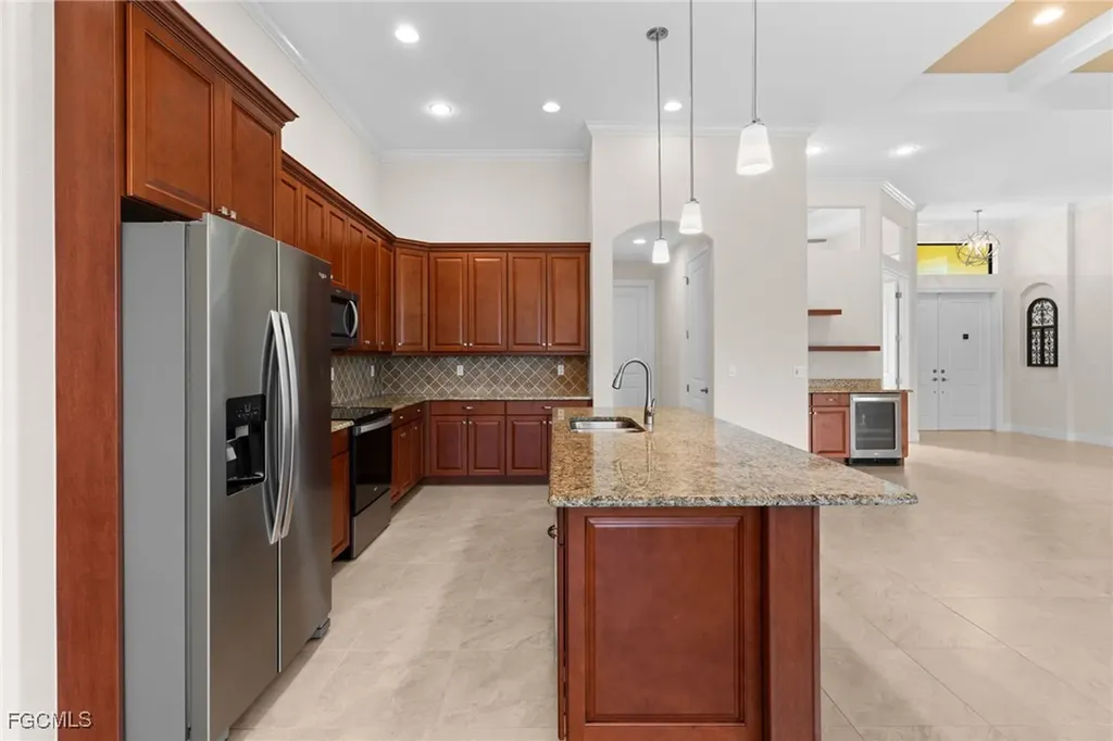 1121 SW 24th Street Cape Coral FL 33991