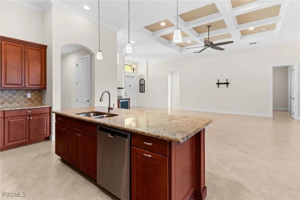 1121 SW 24th Street Cape Coral FL 33991