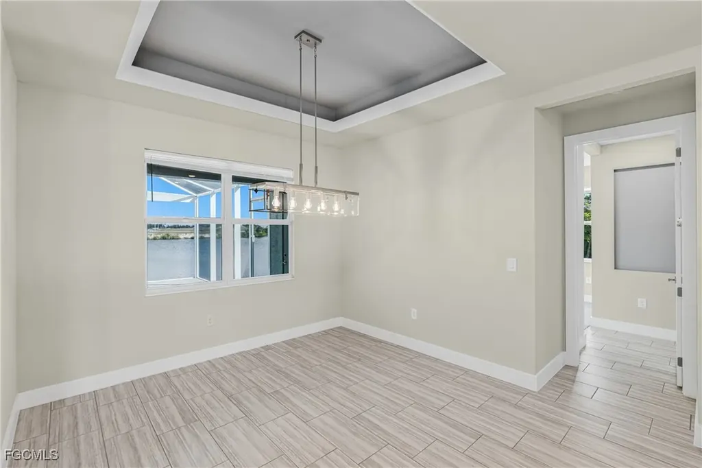 913 NW 33rd Place Cape Coral FL 33993