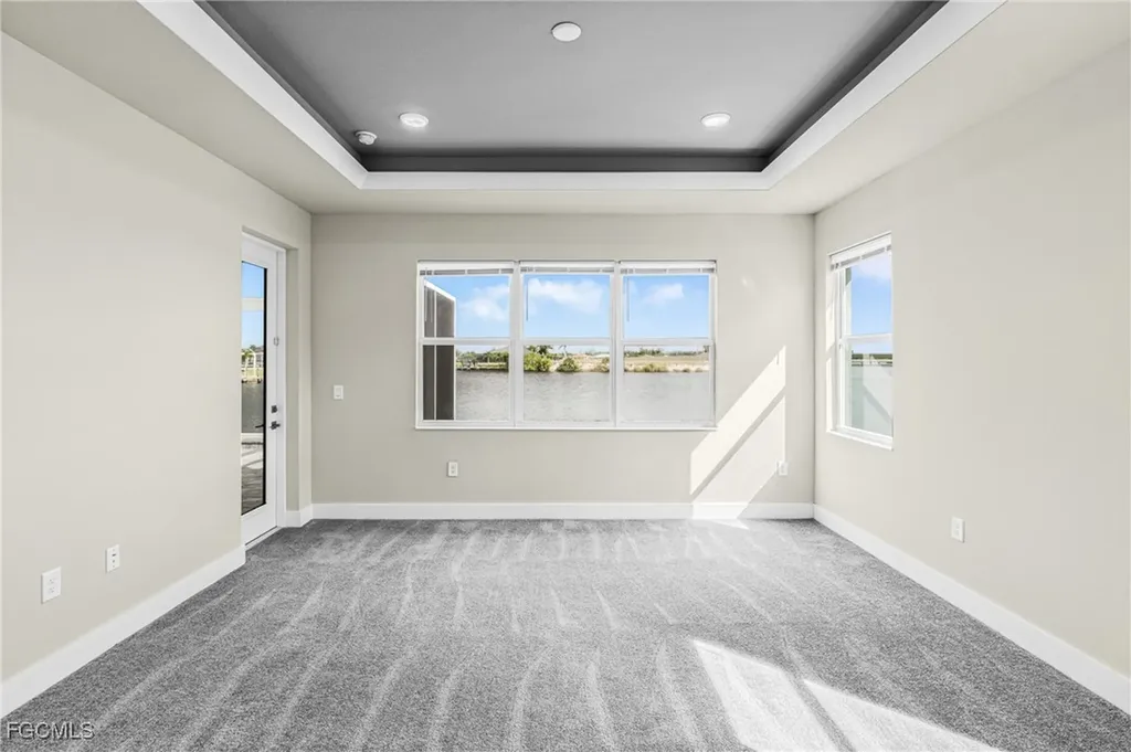 913 NW 33rd Place Cape Coral FL 33993