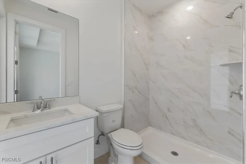 3020 SW 10th Place Cape Coral FL 33914