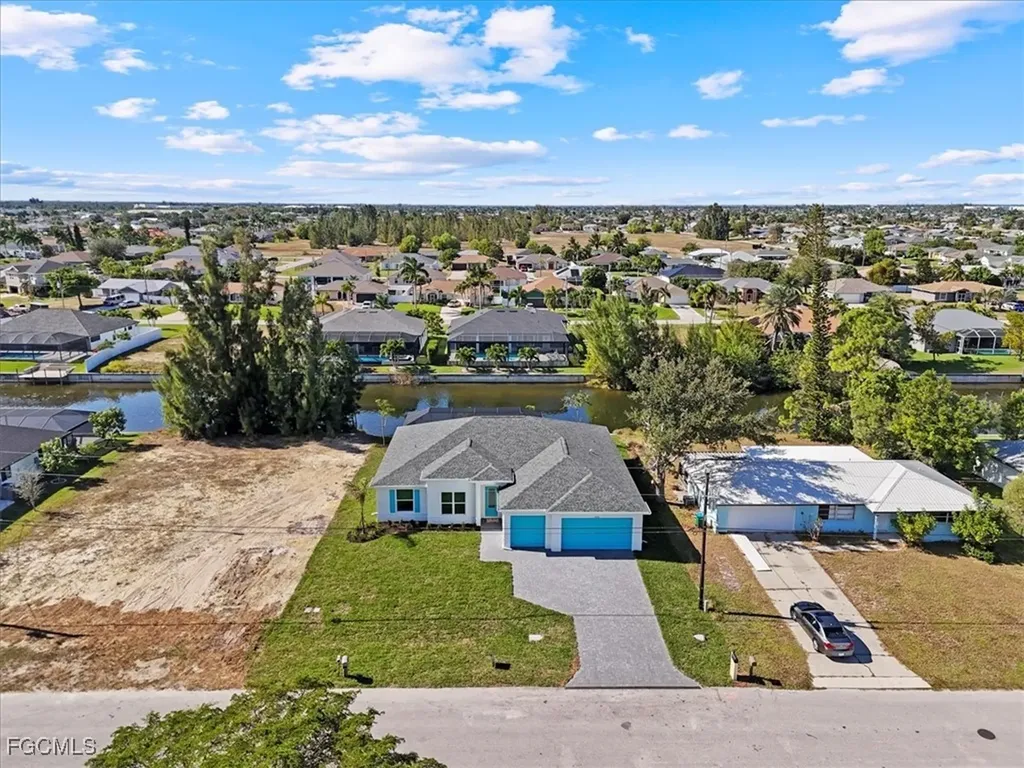 3020 SW 10th Place Cape Coral FL 33914