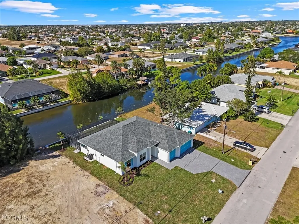 3020 SW 10th Place Cape Coral FL 33914
