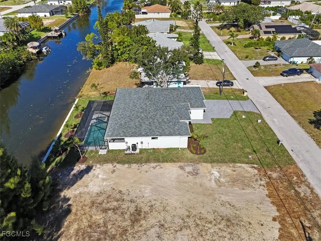 3020 SW 10th Place Cape Coral FL 33914