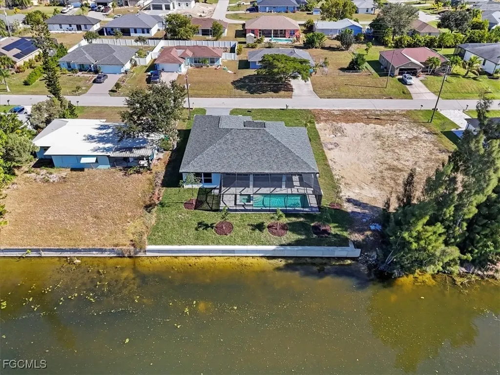 3020 SW 10th Place Cape Coral FL 33914
