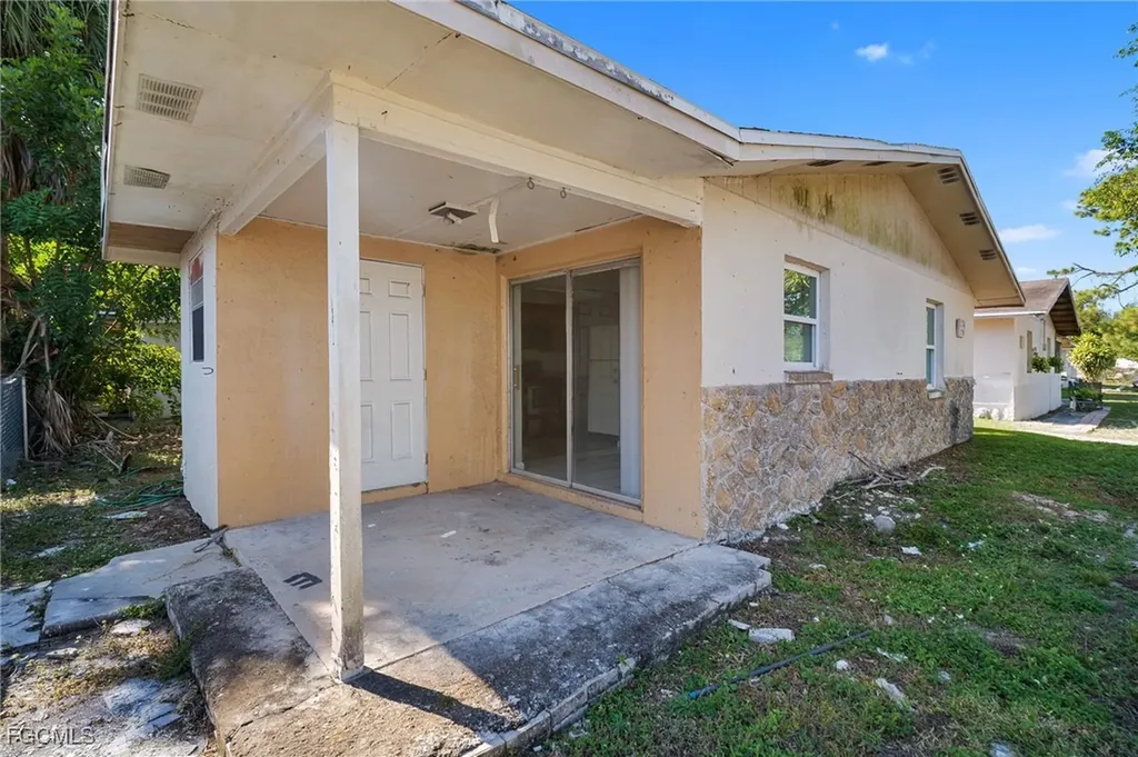 1706 Cypress Drive Fort Myers FL 33907