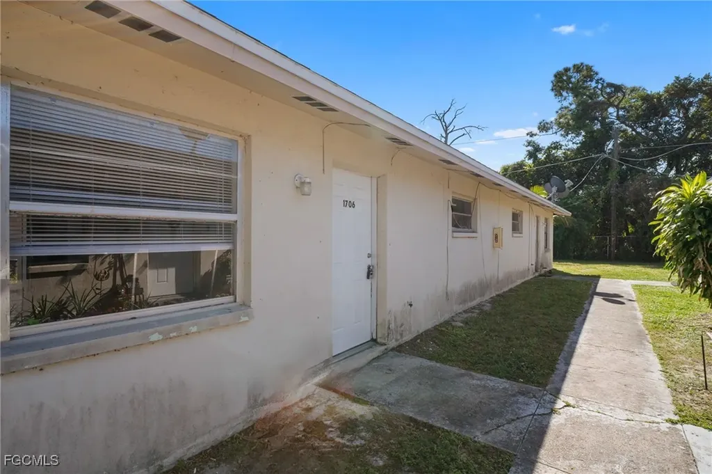 1706 Cypress Drive Fort Myers FL 33907