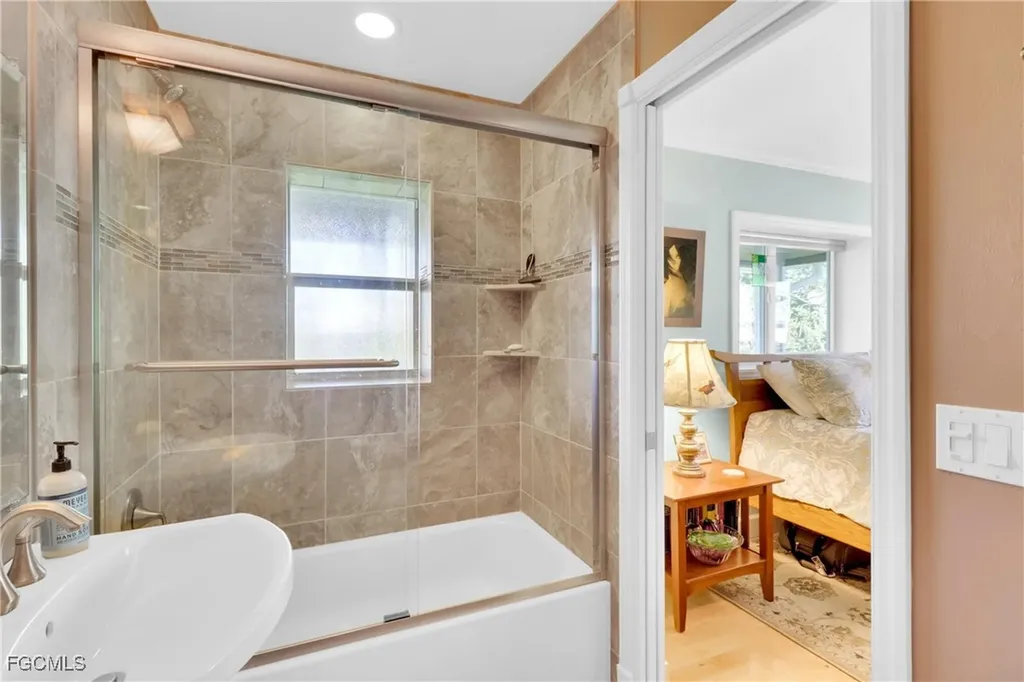 7704 Myrsine Circle Bokeelia FL 33922