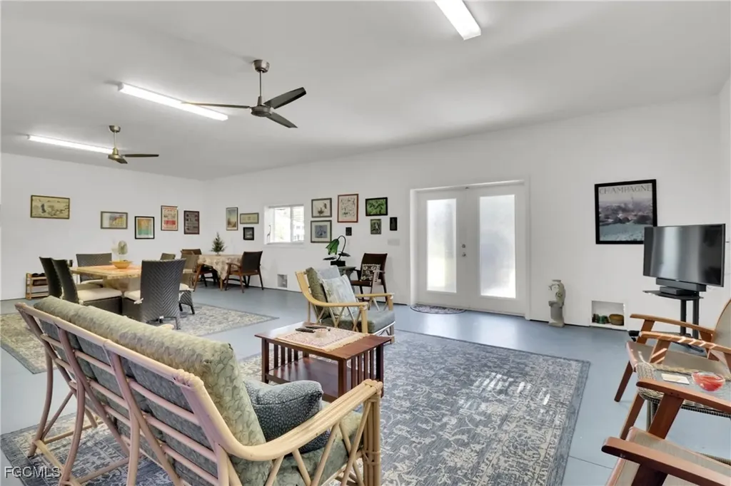 7704 Myrsine Circle Bokeelia FL 33922