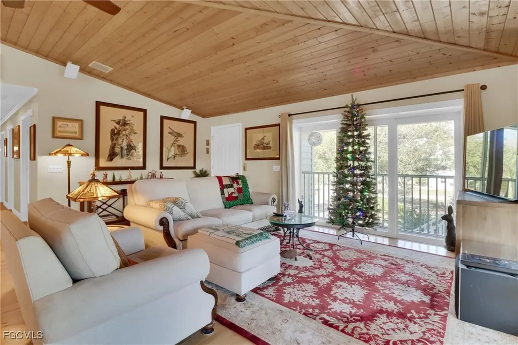 7704 Myrsine Circle Bokeelia FL 33922