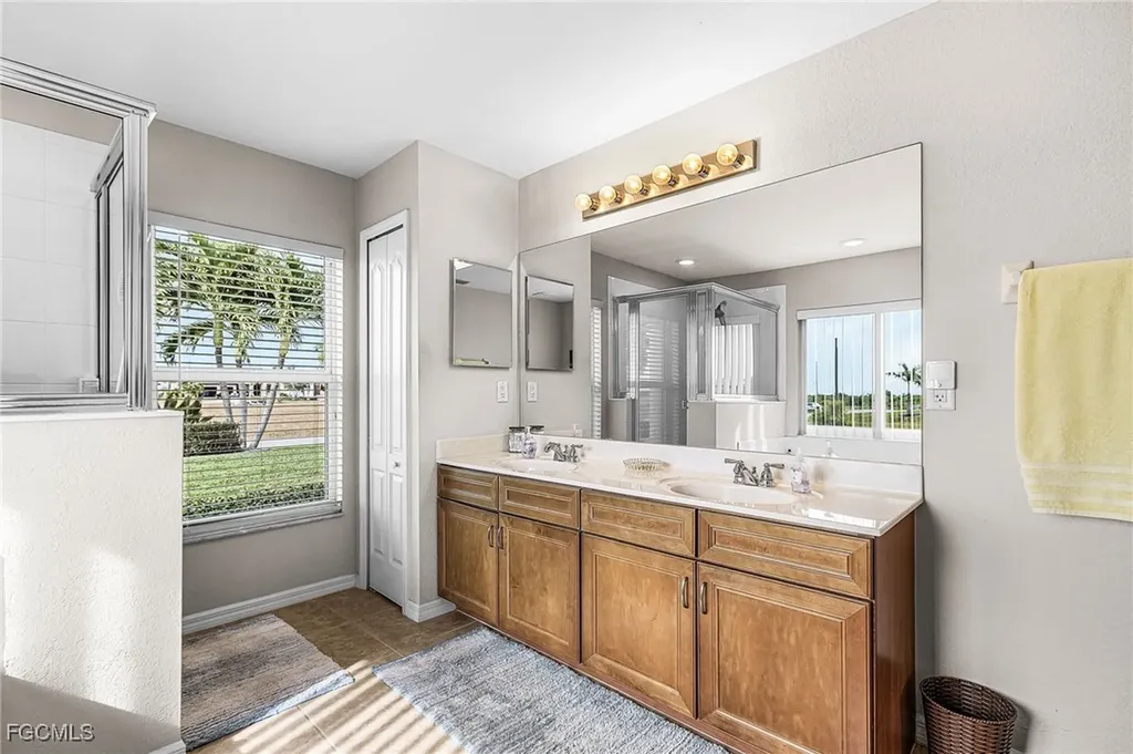 2847 NW 46th Place Cape Coral FL 33993