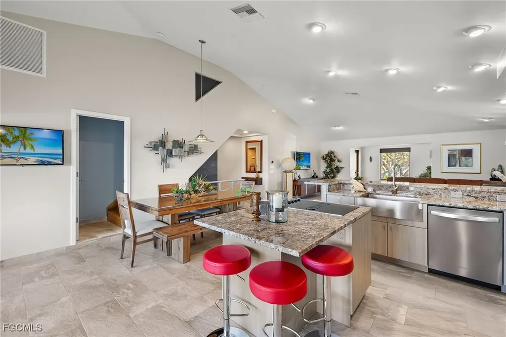 14912 Wise Way Fort Myers FL 33905