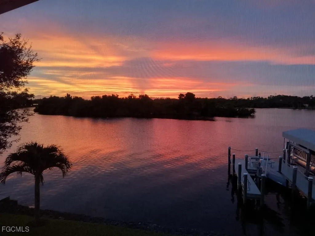 14912 Wise Way Fort Myers FL 33905