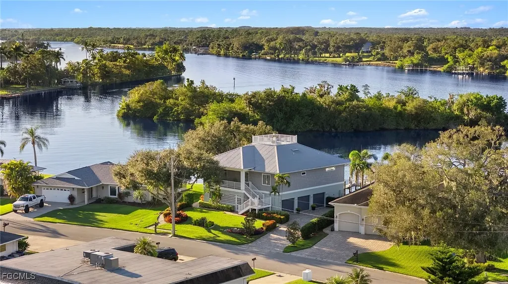 14912 Wise Way Fort Myers FL 33905