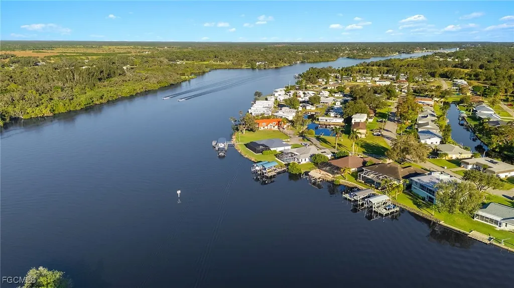 14912 Wise Way Fort Myers FL 33905