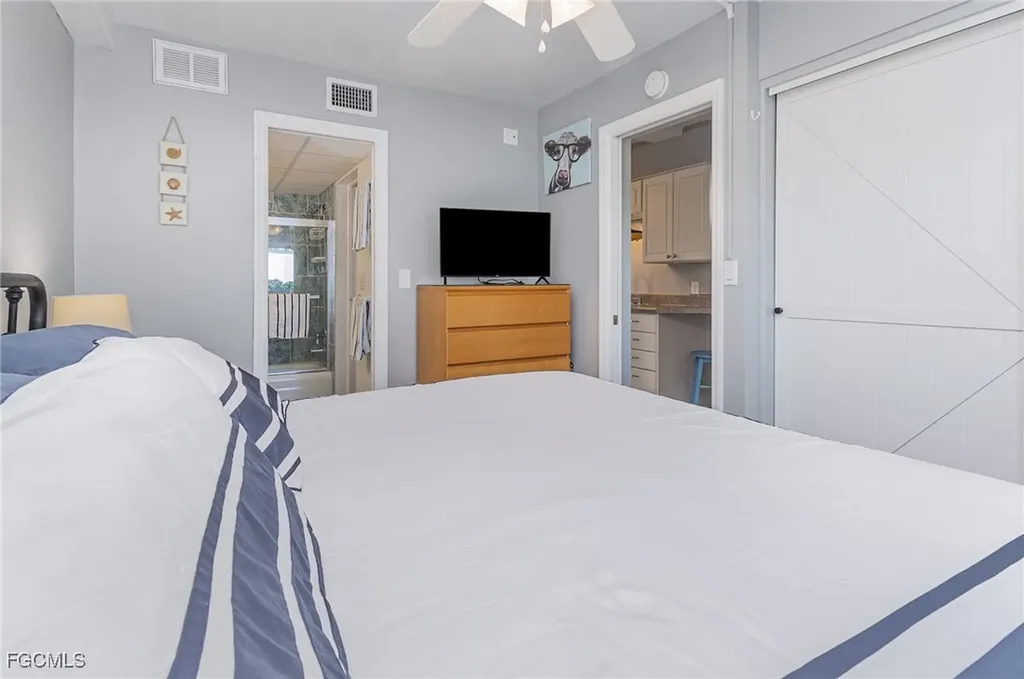 3211 Stringfellow Road St. James City FL 33956