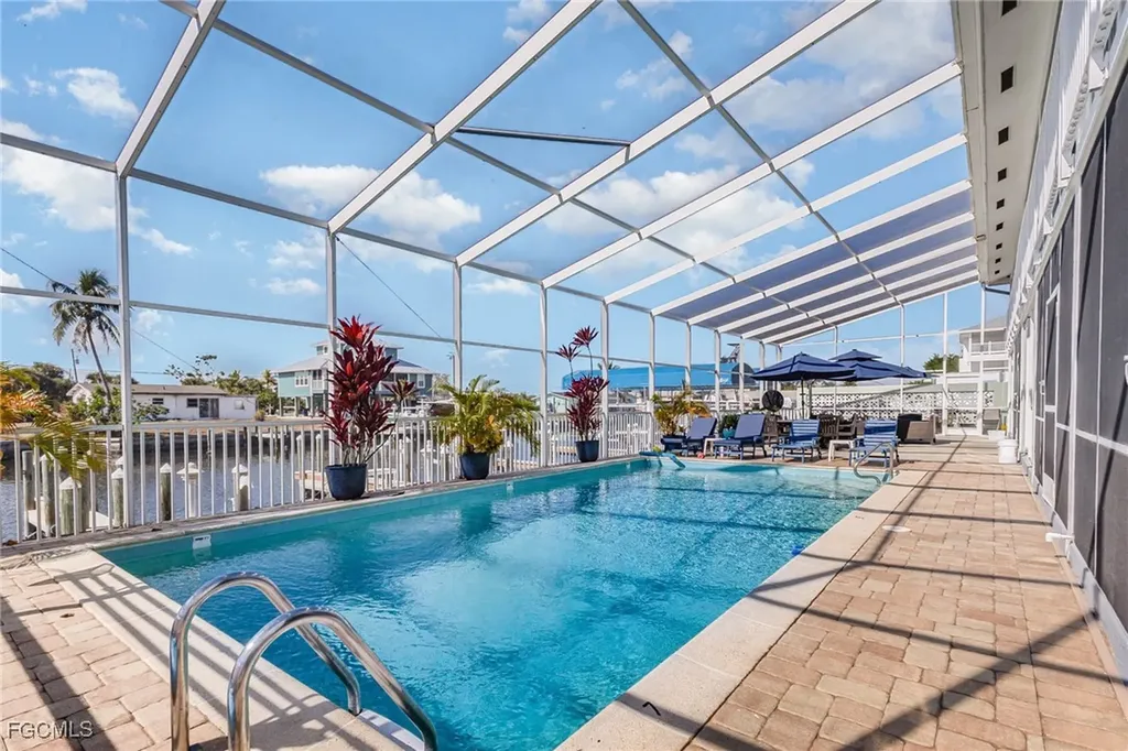 3211 Stringfellow Road St. James City FL 33956