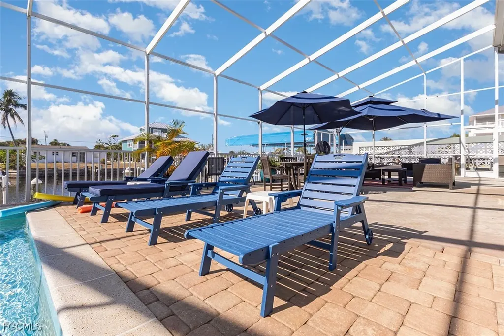 3211 Stringfellow Road St. James City FL 33956