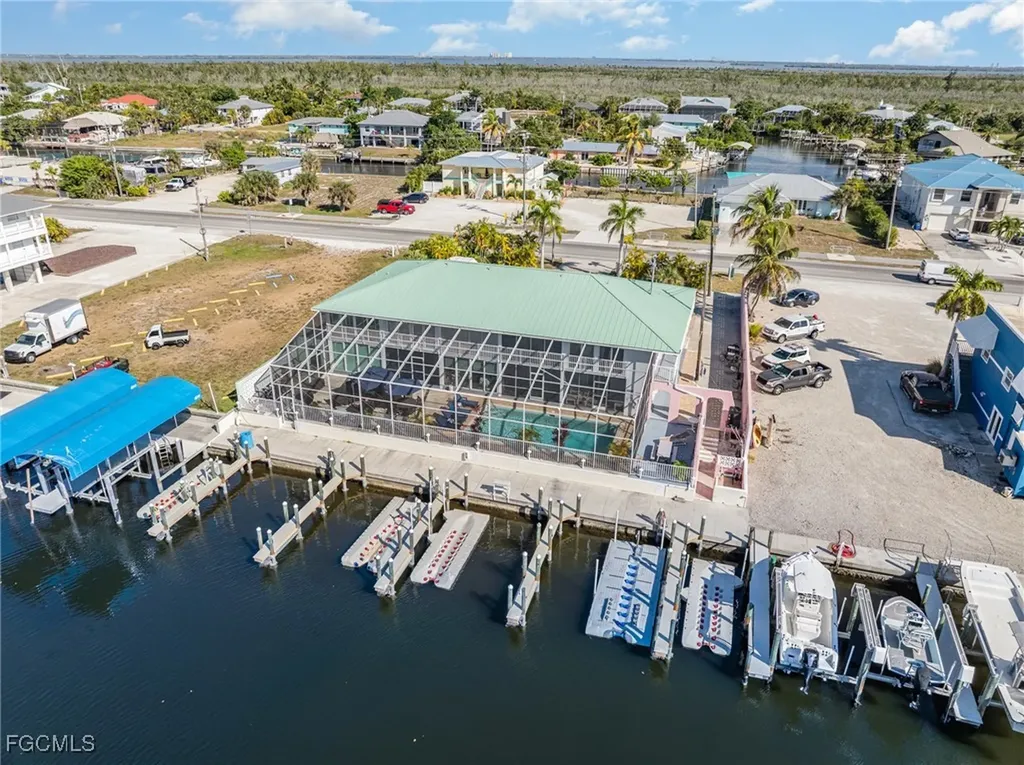 3211 Stringfellow Road St. James City FL 33956