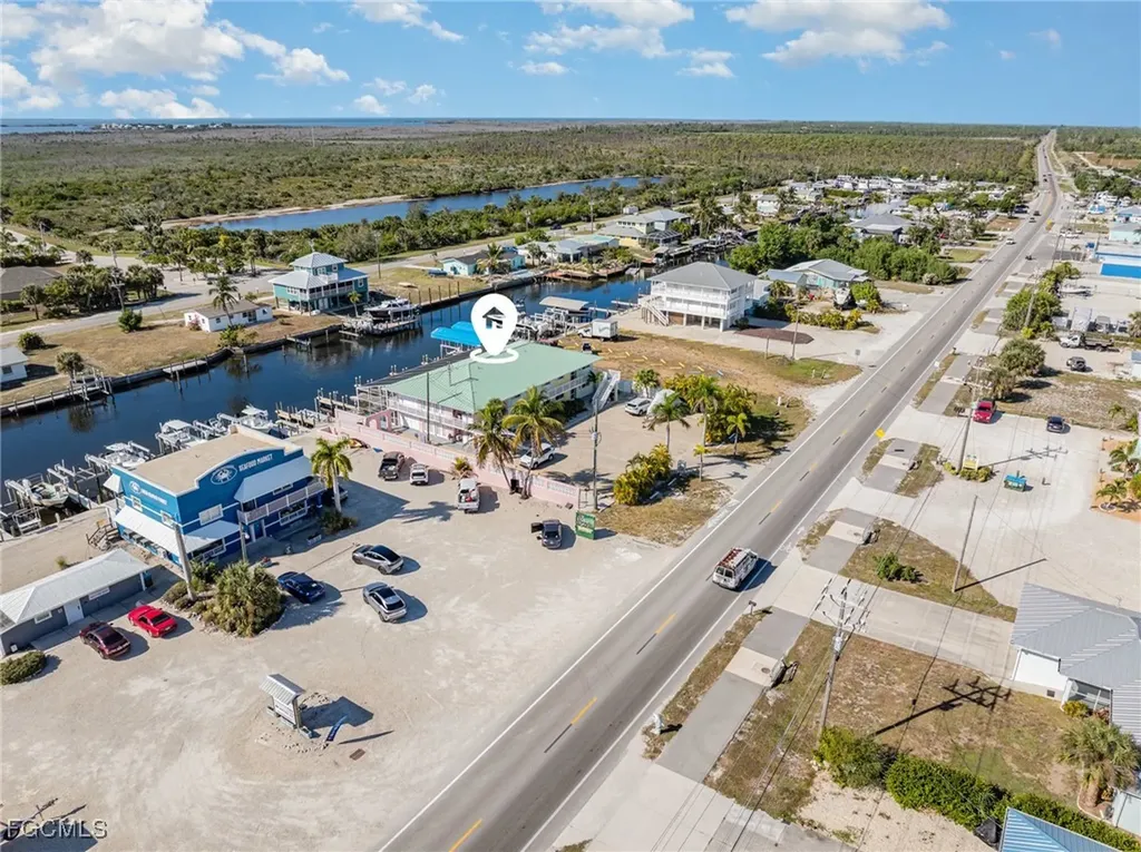 3211 Stringfellow Road St. James City FL 33956