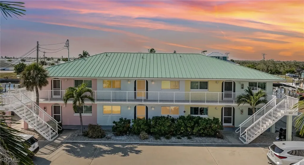 3211 Stringfellow Road St. James City FL 33956