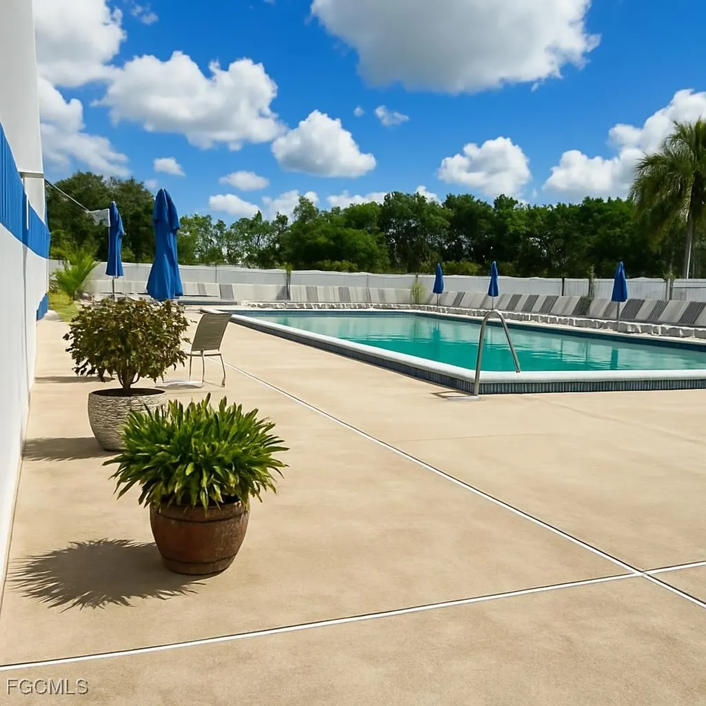 6832 Sandtrap Drive Fort Myers FL 33919