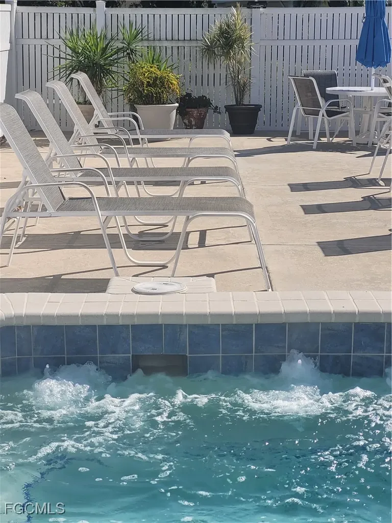 6832 Sandtrap Drive Fort Myers FL 33919