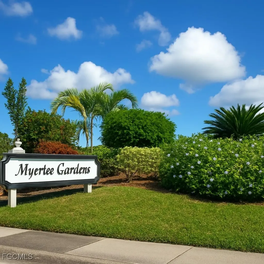 6832 Sandtrap Drive Fort Myers FL 33919