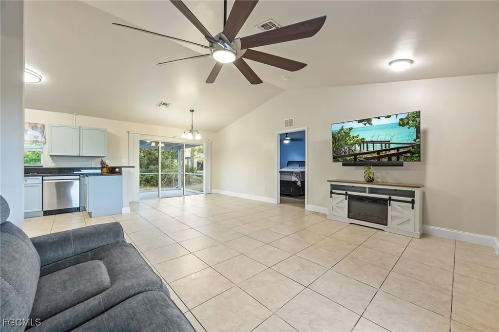 2918 21st Street W Lehigh Acres FL 33971