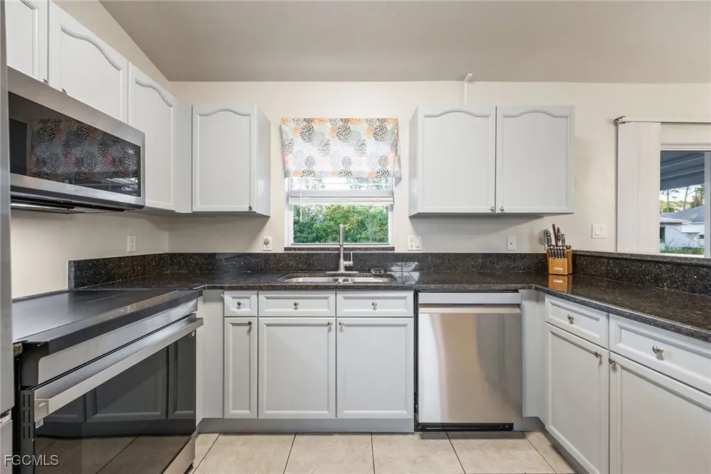 2918 21st Street W Lehigh Acres FL 33971