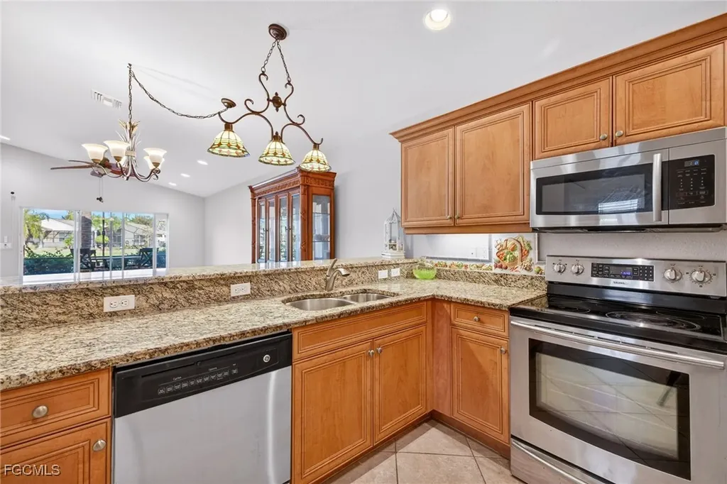 11081 Yellow Poplar Drive Fort Myers FL 33913