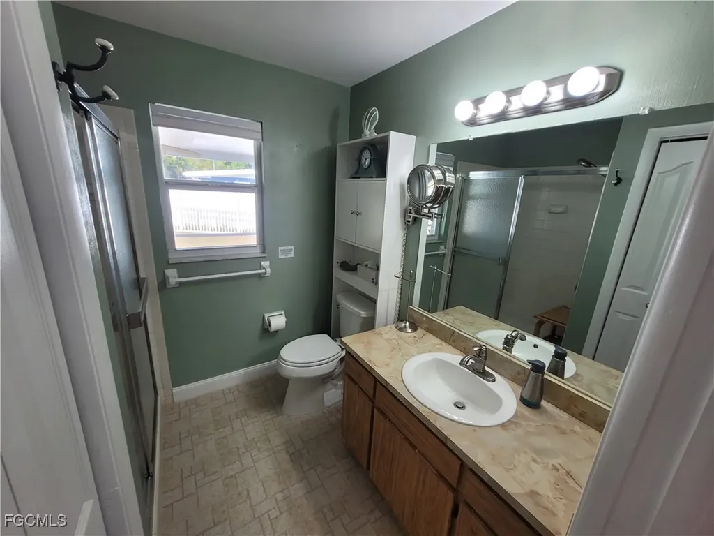 8631 Beacon Street Fort Myers FL 33907