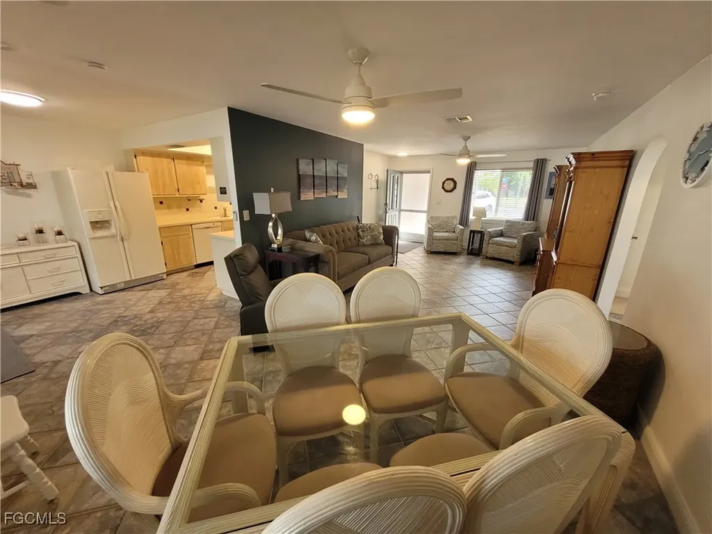 8631 Beacon Street Fort Myers FL 33907