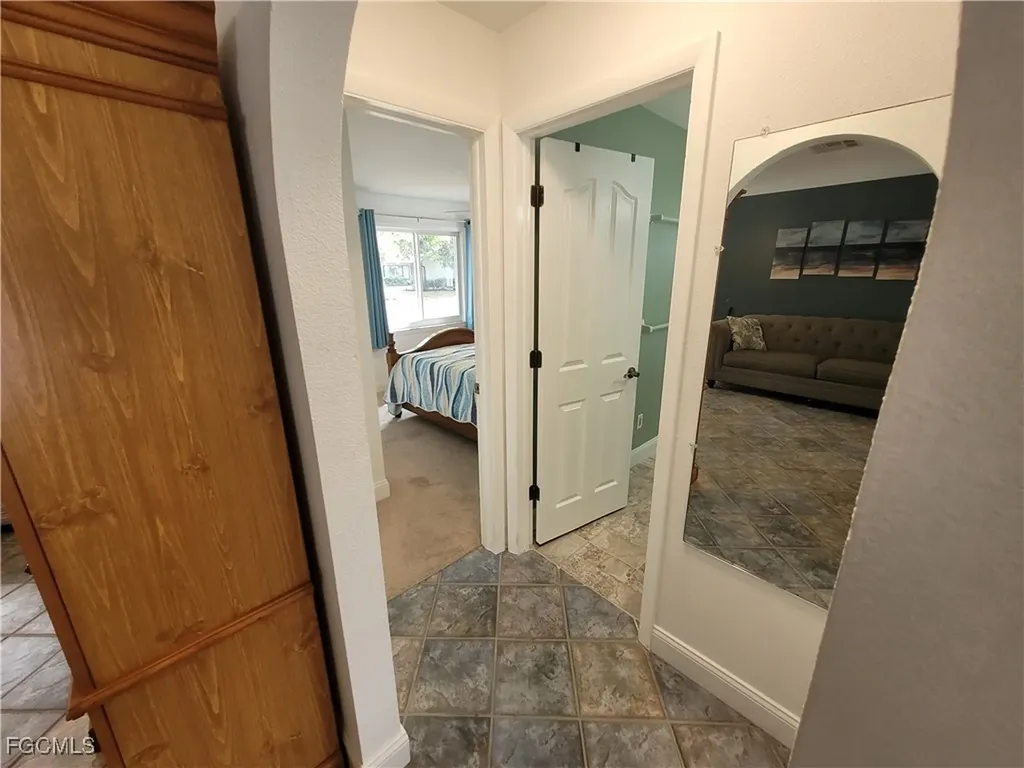 8631 Beacon Street Fort Myers FL 33907