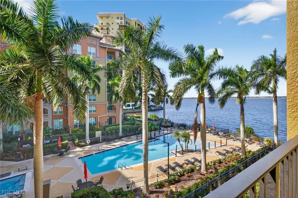 2825 Palm Beach Boulevard Fort Myers FL 33916