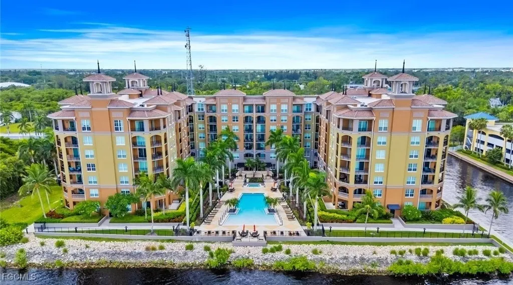 2825 Palm Beach Boulevard Fort Myers FL 33916