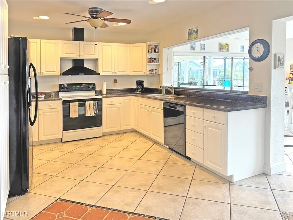 1240 Shelby Parkway Cape Coral FL 33904