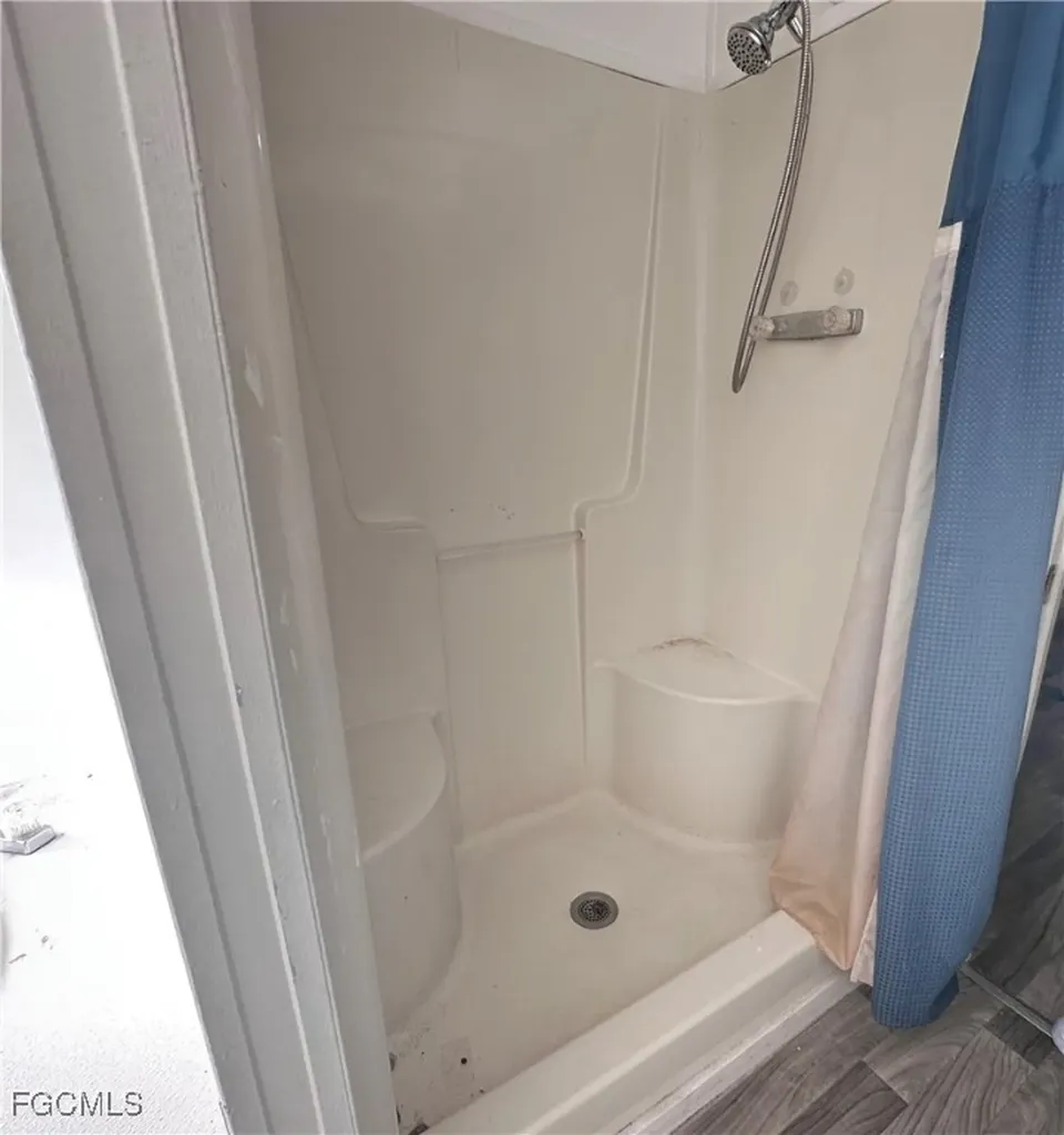 7607 Peyraud Drive North Fort Myers FL 33917