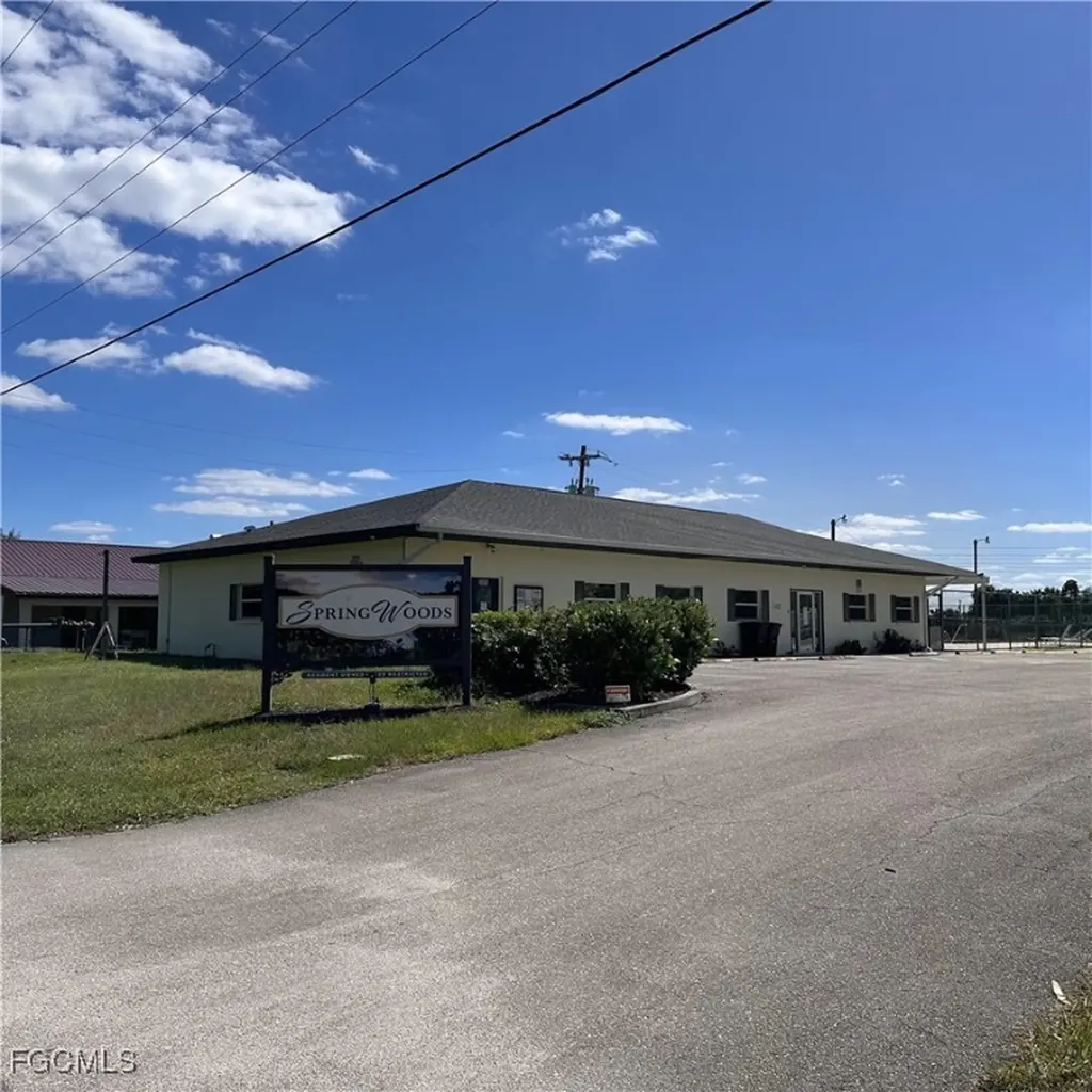 7607 Peyraud Drive North Fort Myers FL 33917