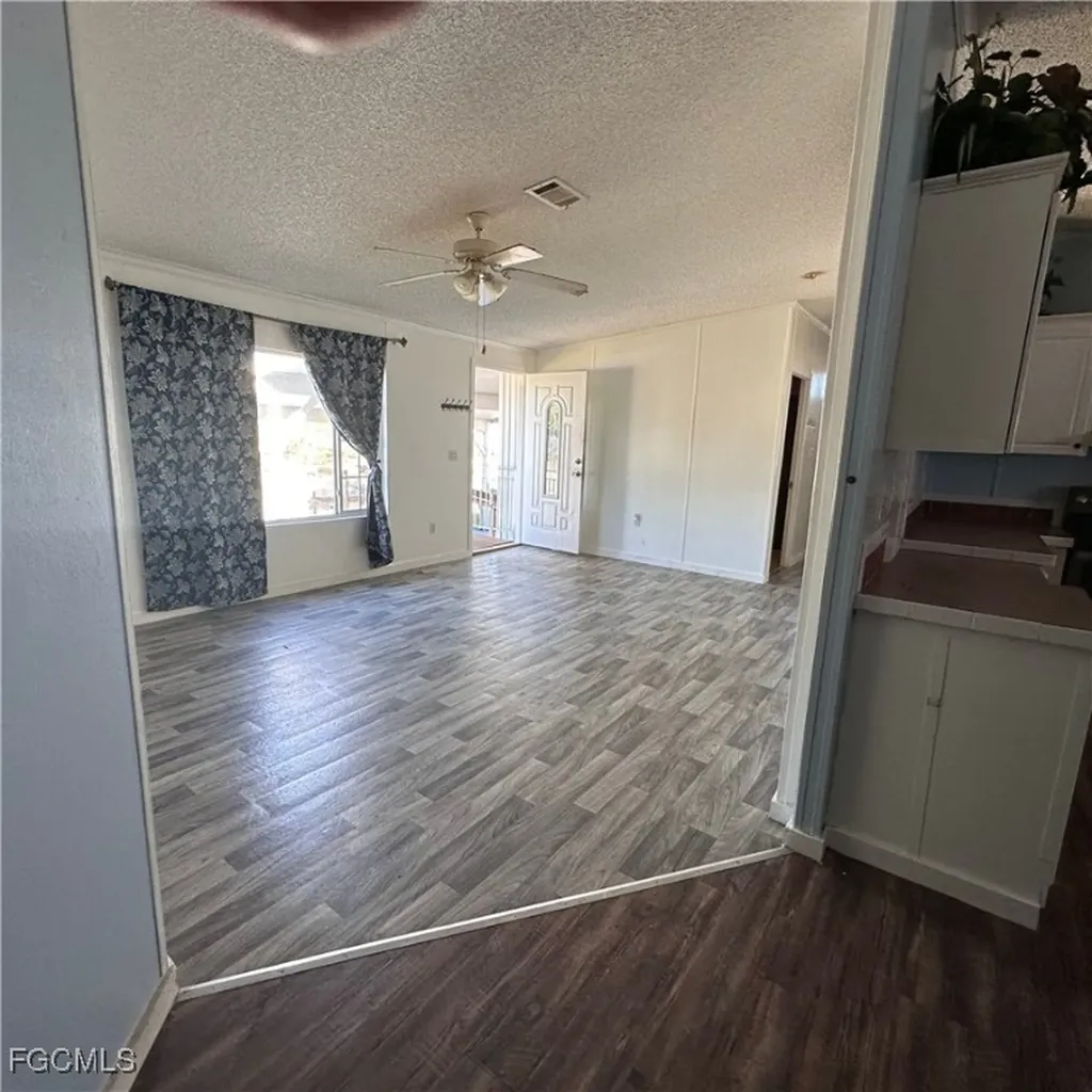 7607 Peyraud Drive North Fort Myers FL 33917