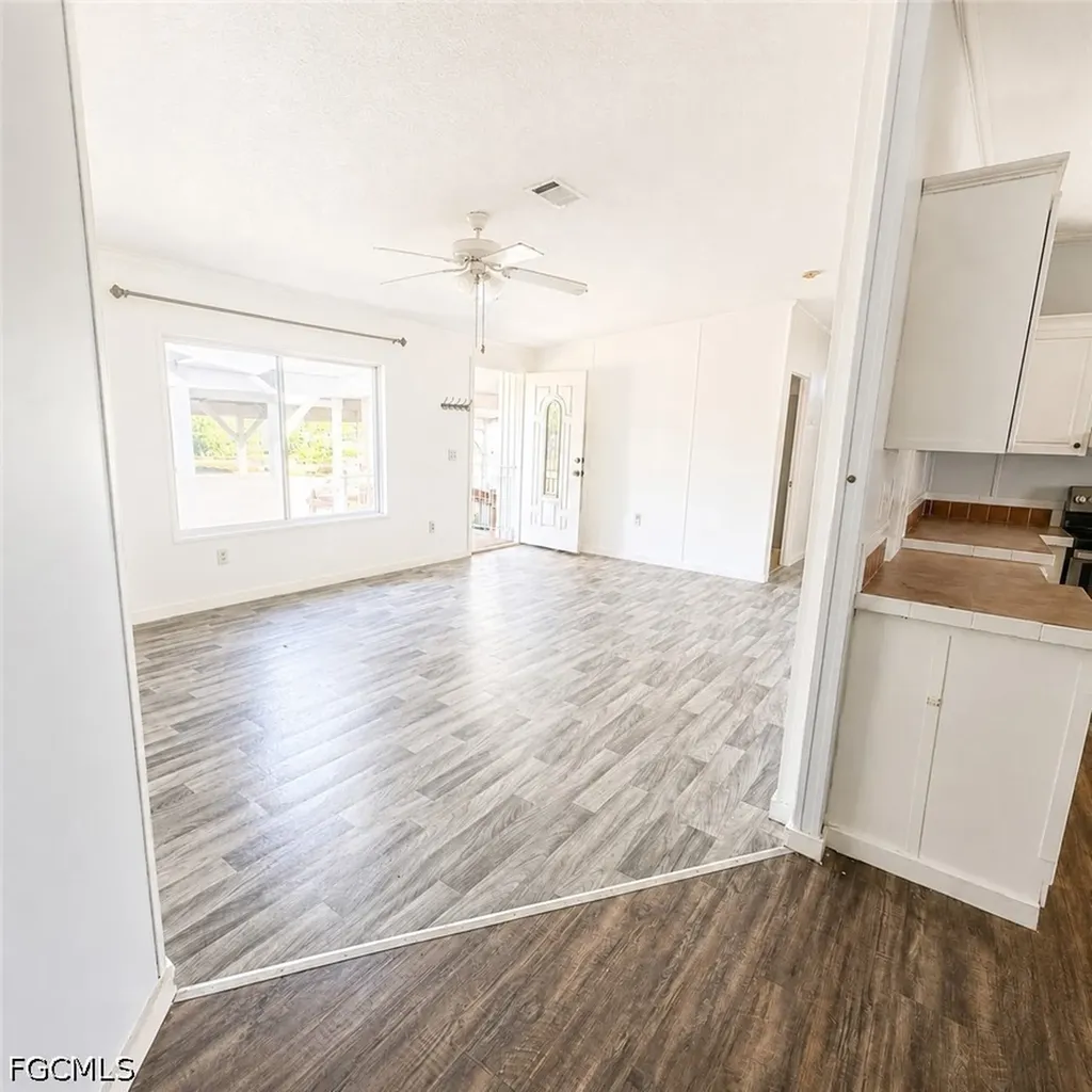 7607 Peyraud Drive North Fort Myers FL 33917