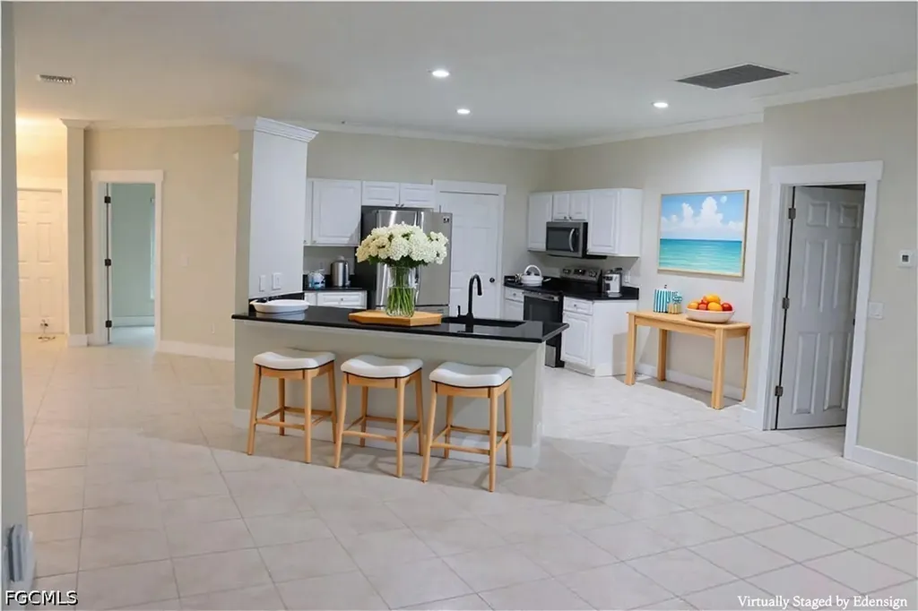 3310 SW 26th Avenue Cape Coral FL 33914